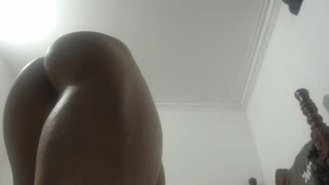 Snapshot of preettyboyx chatting on September 17, 3:41 am JUAN online show from September 17, 3:41 am