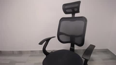 Plux online show from February 23, 5:34 am