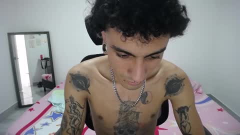 Plux online show from April 6, 4:08 pm