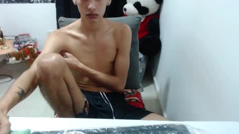 PRESSURE online show from January 10, 9:34 am