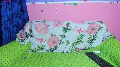 Snapshot of pressure_xxx_420 chatting on February 4, 8:09 am PRESSURE online show from February 4, 8:09 am