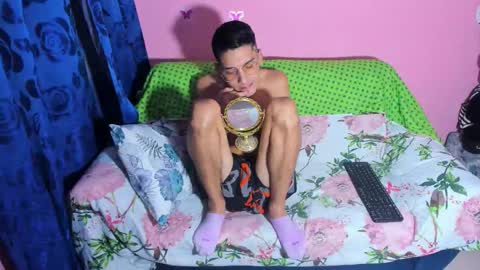 Snapshot of pressure_xxx_420 chatting on February 11, 8:41 am PRESSURE online show from February 11, 8:41 am