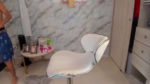 Snapshot of pressure_xxx_420 chatting on June 28, 12:11 pm PRESSURE online show from June 28, 12:11 pm