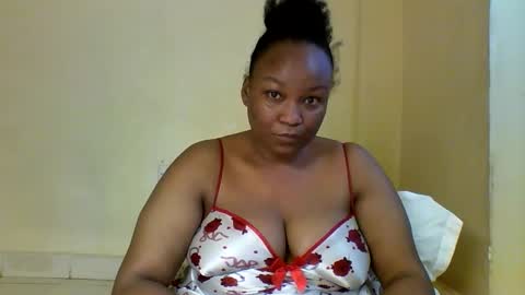Prettie diva online show from October 12, 3:00 pm
