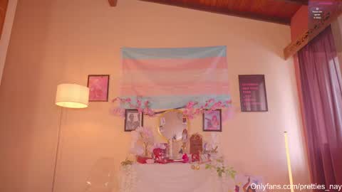 Snapshot of pretties_nay chatting on March 22, 2:53 pm Nayrobi online show from March 22, 2:53 pm