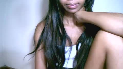 Snapshot of prettiethalia chatting on March 1, 11:40 pm prettiethalia online show from March 1, 11:40 pm