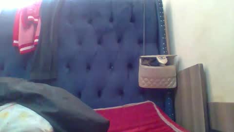 Snapshot of pretty1_lioness chatting on February 16, 8:21 am pretty1_lioness online show from February 16, 8:21 am