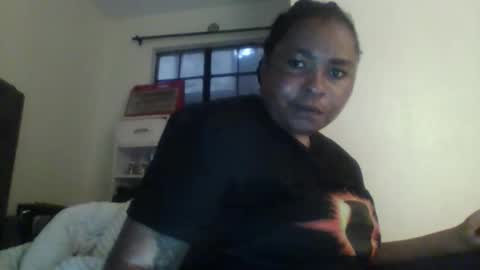 Snapshot of pretty1_lioness chatting on April 8, 8:47 am pretty1_lioness online show from April 8, 8:47 am