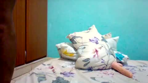 pretty253 online show from January 1, 3:57 pm