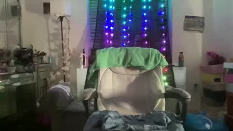 Yasmine pretty online show from March 13, 11:22 pm