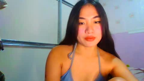 pretty_am online show from May 16, 4:50 pm