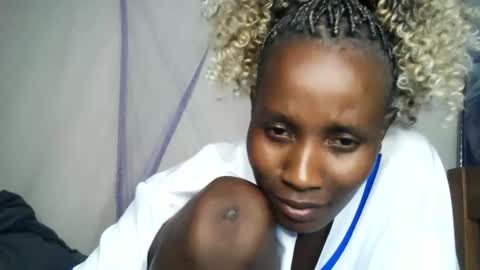 pretty_ass07 online show from May 21, 4:36 pm