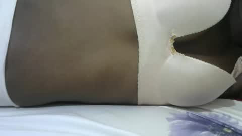 pretty_avena online show from November 9, 8:01 am