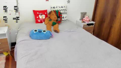 Snapshot of pretty_azulita chatting on December 2, 7:49 pm pretty_azulita online show from December 2, 7:49 pm