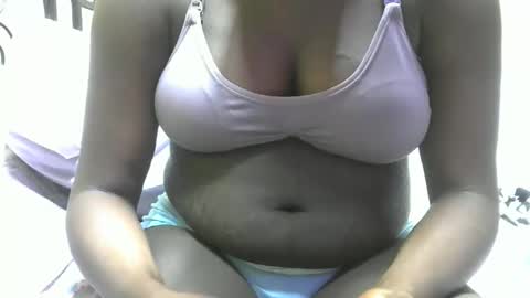 Snapshot of pretty_barbz chatting on October 3, 9:06 am pretty_barbz online show from October 3, 9:06 am