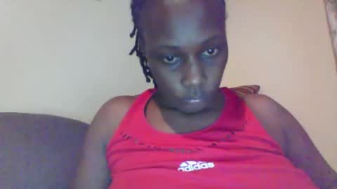 Snapshot of pretty_beib chatting on May 6, 6:57 pm Karol online show from May 6, 6:57 pm
