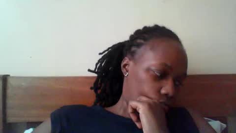 Snapshot of pretty_beib chatting on May 23, 6:18 am Karol online show from May 23, 6:18 am