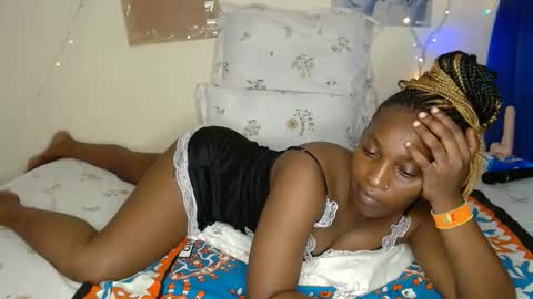 Snapshot of pretty_beiby26742079010 chatting on March 17, 1:43 am pretty beiby online show from March 17, 1:43 am