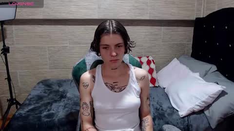 pretty_cristal22 online show from February 26, 10:42 pm
