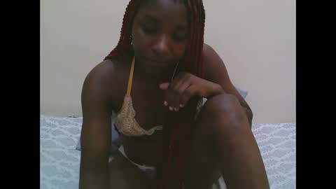 pretty online show from March 17, 11:19 pm