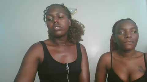 pretty_empress online show from July 3, 7:59 am
