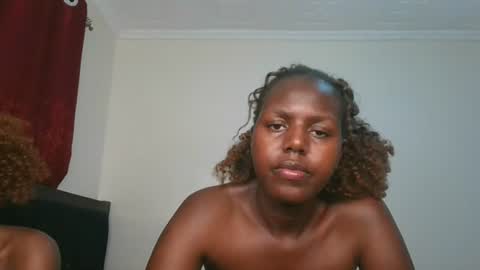 pretty_empress online show from July 26, 11:55 pm