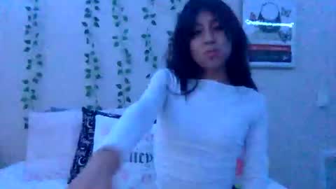 pretty_girl828687 online show from November 11, 10:43 pm