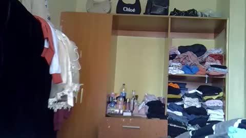 Jaz online show from April 15, 9:27 am