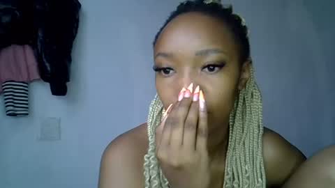 pretty jazminee online show from June 12, 5:50 am