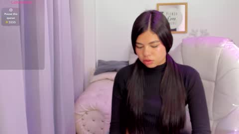 pretty online show from January 6, 11:36 am