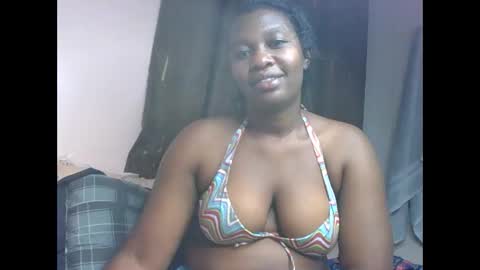 pretty_kylah online show from April 3, 9:46 pm