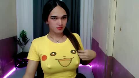 pretty_lady_kitty online show from April 17, 3:37 pm