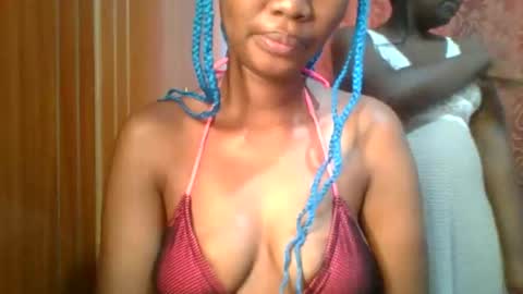 pretty_leilah online show from January 9, 1:58 pm