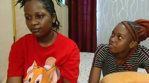 Snapshot of pretty_lioness_ chatting on February 5, 7:02 am Pretty online show from February 5, 7:02 am