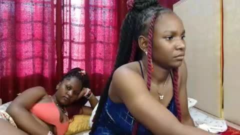 Snapshot of pretty_lioness_ chatting on February 19, 5:14 am Pretty online show from February 19, 5:14 am