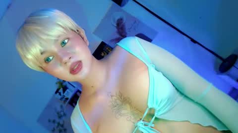 Flor online show from November 28, 5:10 am