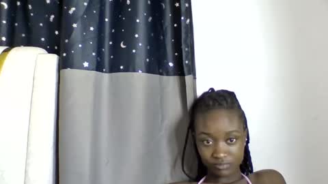 pretty luv1 online show from May 6, 7:41 pm