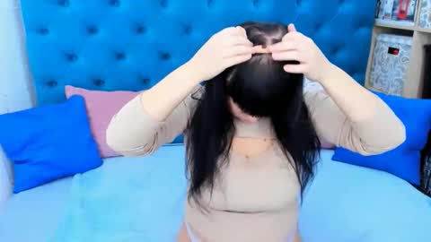 pretty_malika online show from November 24, 4:12 am