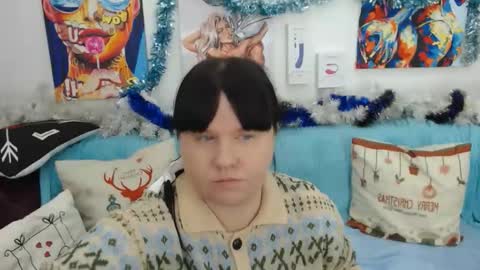 pretty_malika online show from January 12, 5:23 am