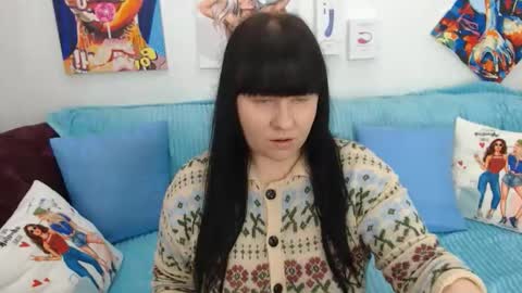 pretty_malika online show from April 7, 3:51 am