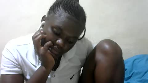 pretty_melan online show from March 21, 6:11 pm