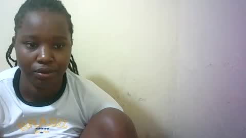 Snapshot of pretty_milan chatting on June 23, 8:23 am pretty_milan online show from June 23, 8:23 am