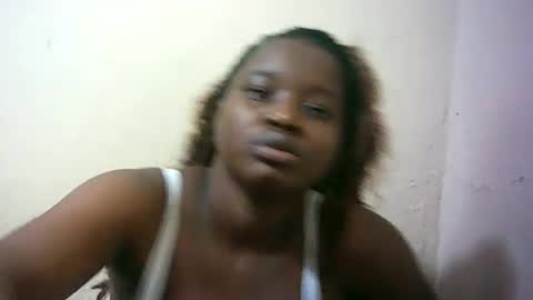 Snapshot of pretty_milan chatting on July 25, 9:18 am pretty_milan online show from July 25, 9:18 am