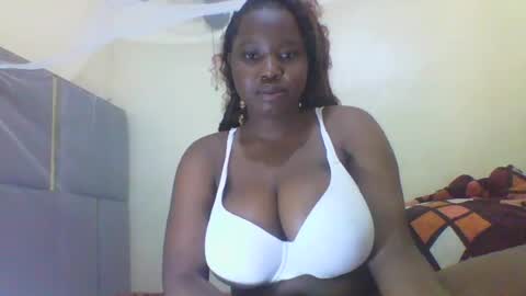 Snapshot of pretty_milan chatting on August 1, 8:35 am pretty_milan online show from August 1, 8:35 am