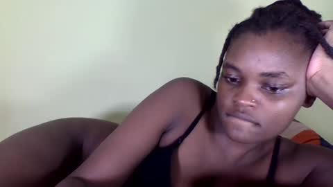 pretty_miya online show from December 19, 5:50 pm