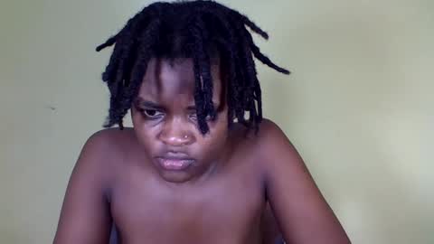 pretty_miya online show from December 24, 10:11 am