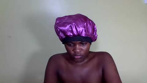 pretty_miya online show from December 29, 6:05 pm