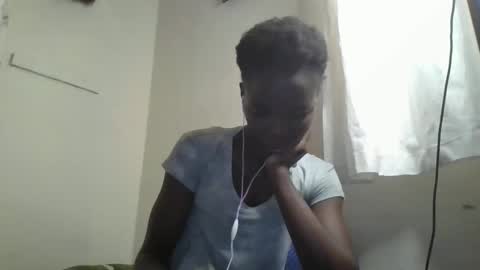 pretty_petite_ebony online show from October 31, 4:57 am