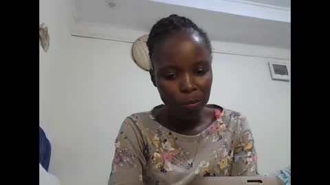 pretty_petite_ebony online show from January 17, 3:00 am