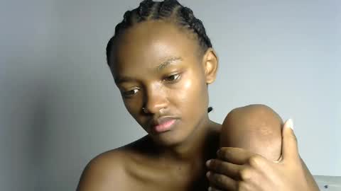 Pretty doll online show from March 8, 1:58 am